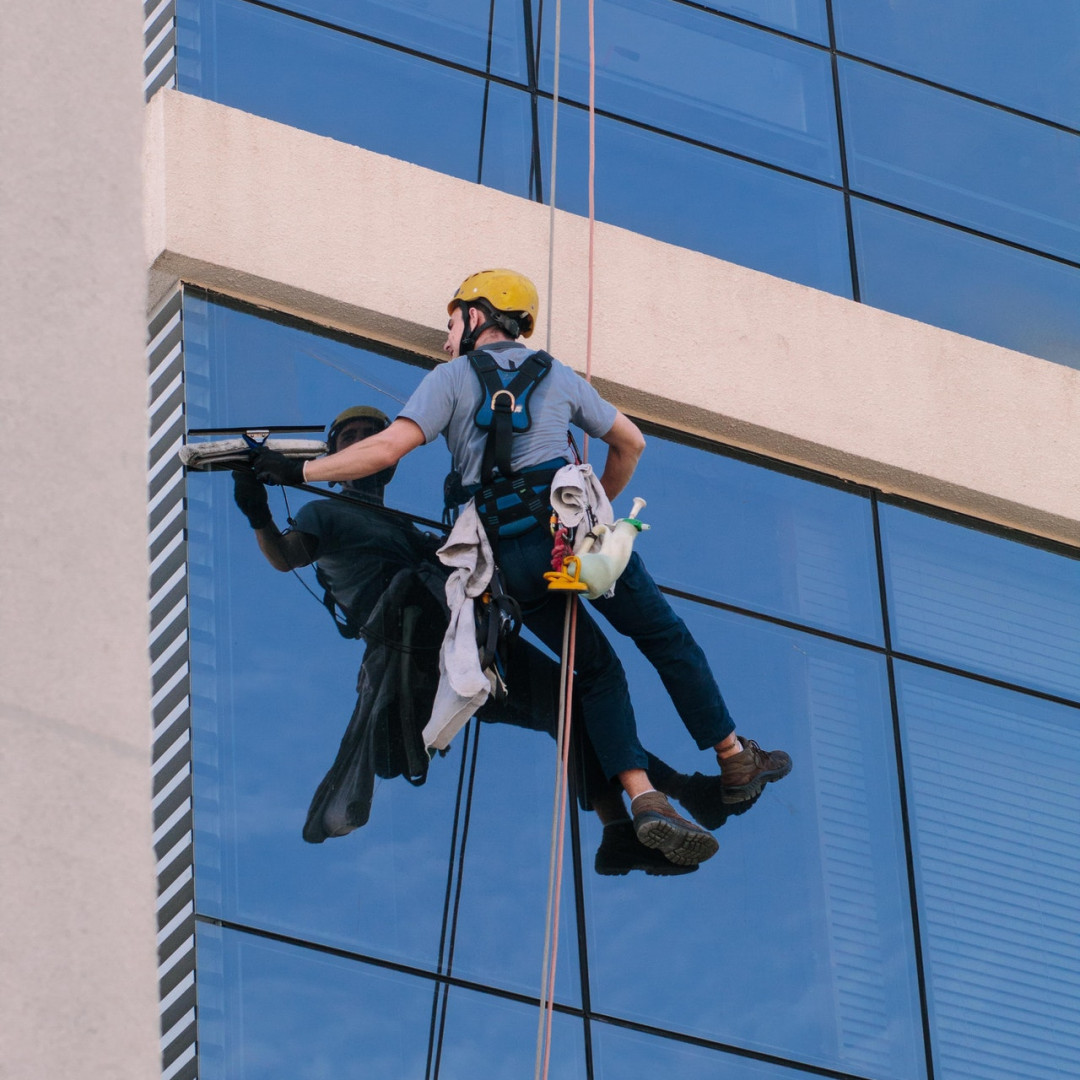 Get a Head Start On Spring Cleaning with Professional Window Washing
